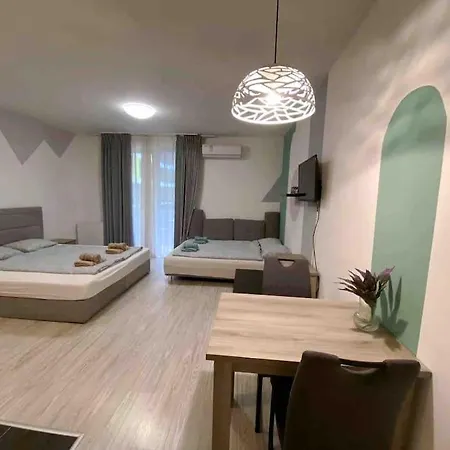 Corvin Cozy And Peaceful 313 شقة بودابست