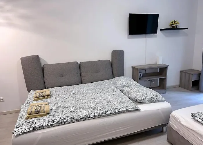 Corvin Cozy And Peaceful 313 *